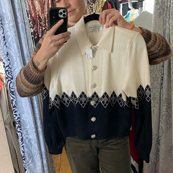 St. John Knits Black and White Cardigan - Picture 2 of 7